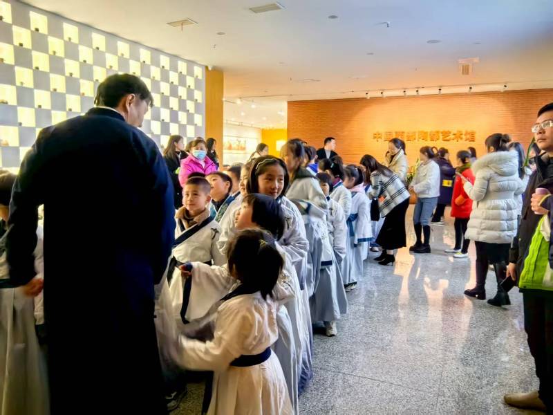 文化赋能：琼结县魔创文旅挖掘城市文化资源的实践探索